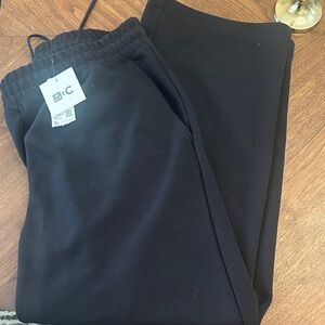 Uniqlo NWT Mens wide leg sweatpants. Chic collaboration w/ British Designer. XL